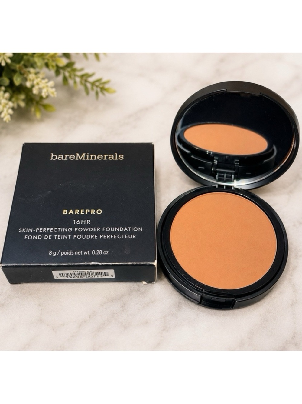 bareMinerals BAREPRO 16HR Skin-Perfecting Powder Foundation - Deep 55 Neutral